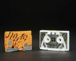 Hasbro Transformers Generations J Balvin Balvintron Energia Buzzsaw And Vibras Stripes 3-PackAction Figure -Hasbro 00195166122632d