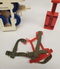 Hasbro GI JOE (1971) Adventure Team Escape Car 17 Hasbro GI JOE (1971) Adventure Team Escape Car -Hasbro 20230712 150212 14244.1689189782