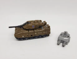 Hasbro Transformers Generations Combiner Wars Deluxe Class Brawl (no Package)