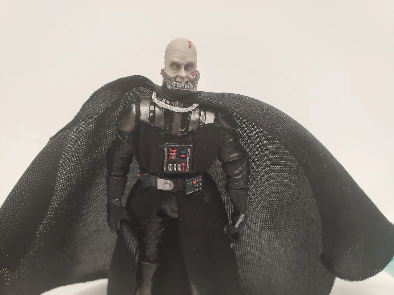 Hasbro Star Wars Darth Vader, Luke Dagobah Vision, Vader Hologram Action Figure Lot (No Package) 8 Hasbro Star Wars Darth Vader, Luke Dagobah Vision, Vader Hologram Action Figure Lot (No Package) - Image 6