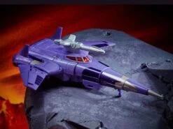 Hasbro Transformers Generations War For Cybertron: Kingdom Voyager Cyclonus Action Figure WFC-K9 -Hasbro 5010993767014c