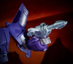 Hasbro Transformers Generations War For Cybertron: Kingdom Voyager Cyclonus Action Figure WFC-K9 -Hasbro 5010993767014f