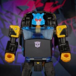 Hasbro Transformers Generations Shattered Glass Deluxe Autobot Goldbug Action Figure -Hasbro 5010993875832e f051626d 9e77 4e0a a744 059da3b99bde