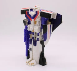 Hasbro Transformers Classics Astrotrain Deluxe Class (No Package) -Hasbro IMG 5117 51494.1626560678