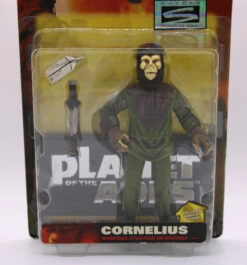Planet Of The Apes Cornelius Hasbro Signature Series Action Figure -Hasbro IMG 6458 00993.1633389973
