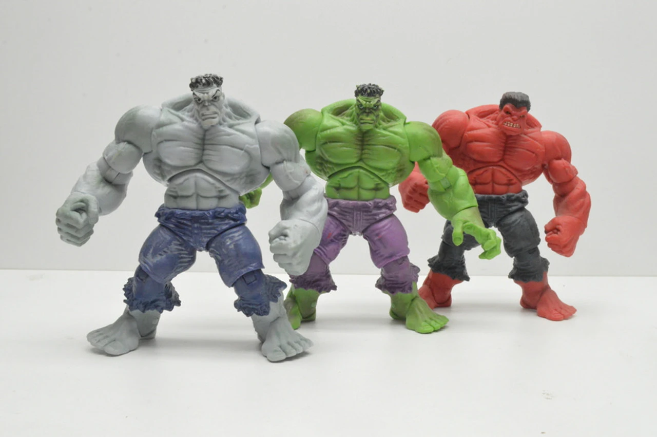Hasbro Marvel Universe Hulk Set Of 3 (No Package) 4 Hasbro Marvel Universe Hulk Set Of 3 (No Package) - Image 2