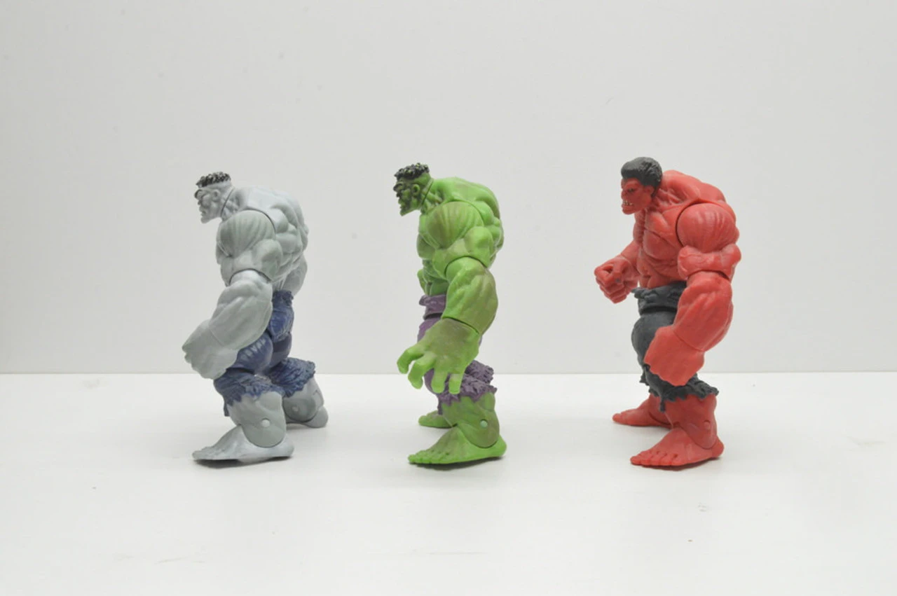 Hasbro Marvel Universe Hulk Set Of 3 (No Package) 8 Hasbro Marvel Universe Hulk Set Of 3 (No Package) - Image 6
