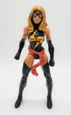 Hasbro Marvel Legends Ms. Marvel/Warbird6" Action Figure (No Package)